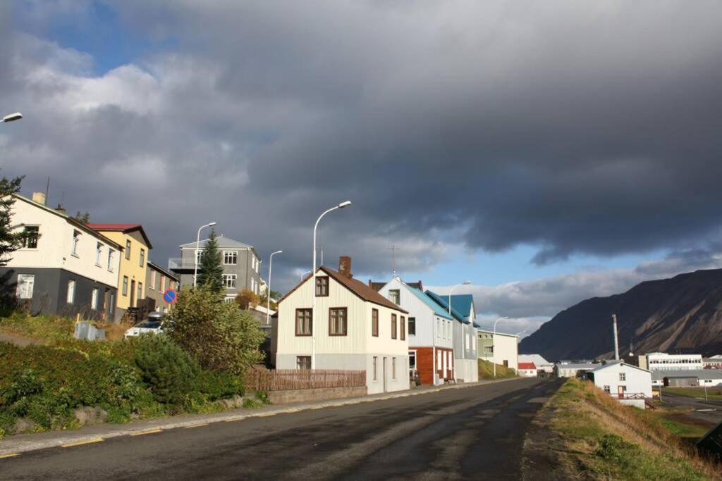 House With A Warm Soul In North Iceland Siglufjordur Eksteriør billede