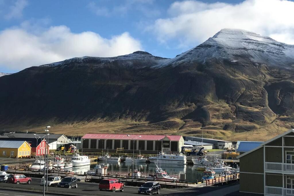House With A Warm Soul In North Iceland Siglufjordur Eksteriør billede