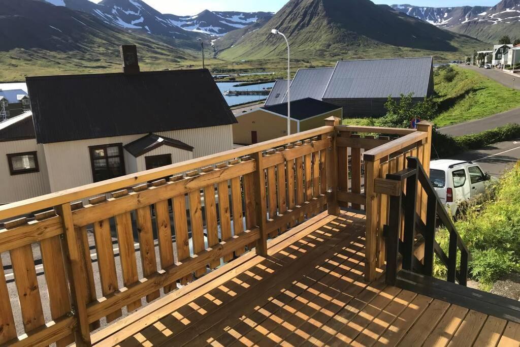 House With A Warm Soul In North Iceland Siglufjordur Eksteriør billede